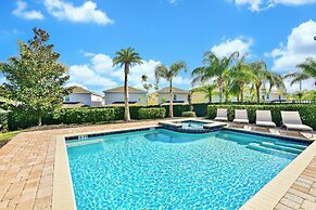 Encore Resort and Water Park At Reunion by Rentyl