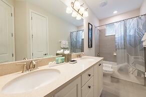 Encore Resort and Water Park At Reunion by Rentyl