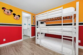 Encore Resort and Water Park At Reunion by Rentyl