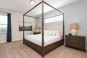 Encore Resort and Water Park At Reunion by Rentyl