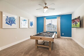 Encore Resort and Water Park At Reunion by Rentyl