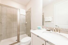 Encore Resort and Water Park At Reunion by Rentyl