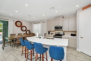 Encore Resort and Water Park At Reunion by Rentyl