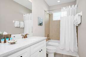 Encore Resort and Water Park At Reunion by Rentyl