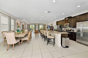 Encore Resort and Water Park At Reunion by Rentyl