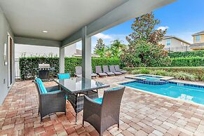 Encore Resort and Water Park At Reunion by Rentyl