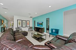 Encore Resort and Water Park At Reunion by Rentyl