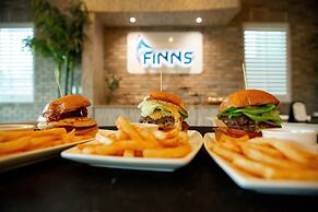 Encore Resort and Water Park At Reunion by Rentyl