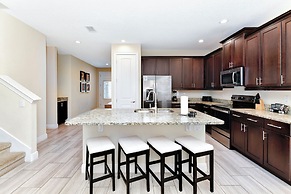 Encore Resort and Water Park At Reunion by Rentyl