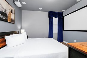 Encore Resort and Water Park At Reunion by Rentyl