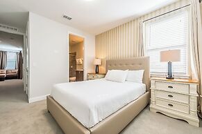 Encore Resort and Water Park At Reunion by Rentyl