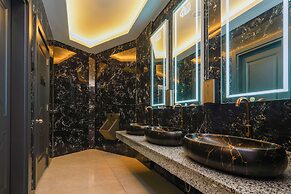 Kleopatra Arsi Hotel