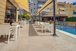 Kleopatra Arsi Hotel