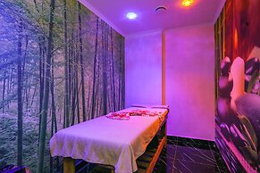 Kleopatra Arsi Hotel