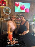 Siesta Key Palms Resort