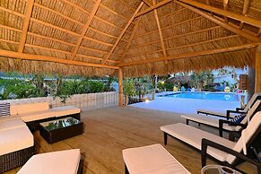 Siesta Key Palms Resort