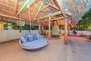 Siesta Key Palms Resort