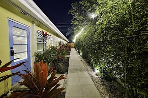 Siesta Key Palms Resort