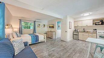 Siesta Key Palms Resort