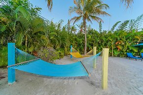 Siesta Key Palms Resort