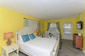 Siesta Key Palms Resort