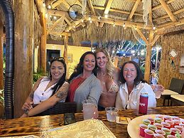 Siesta Key Palms Resort