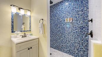 Siesta Key Palms Resort