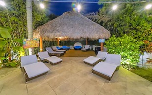 Siesta Key Palms Resort