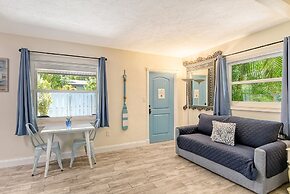 Siesta Key Palms Resort