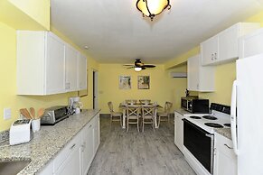 Siesta Key Palms Resort