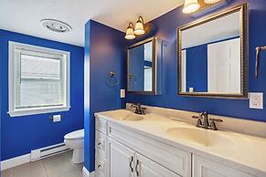 Stage Run By The Sea