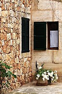 Petit Hotel Es Figueral