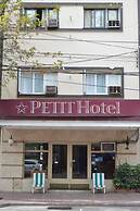 Hotel Petit