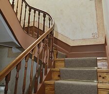 Dukes Corner Guest House