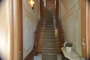 Dukes Corner Guest House