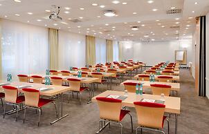 NOVINA HOTEL Wöhrdersee Nürnberg City