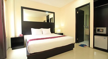 Kuta Airport Insta Hotel