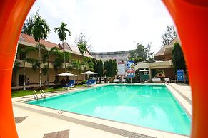 City Golf Resort Hotel