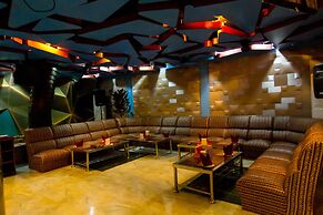 City Golf Resort Hotel