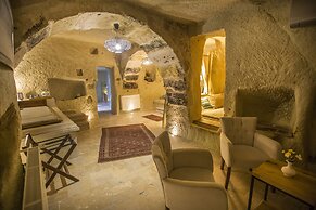 Azure Cave Suites