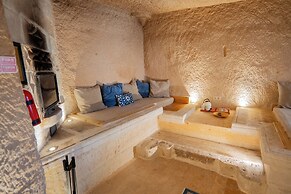 Azure Cave Suites