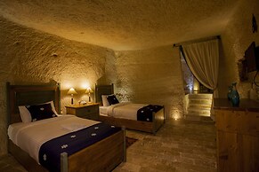 Azure Cave Suites