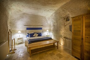 Azure Cave Suites