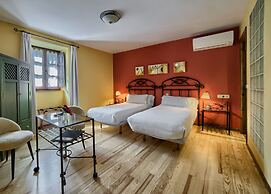 Hostal Almadiero