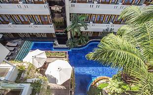 Famous Hotel Kuta