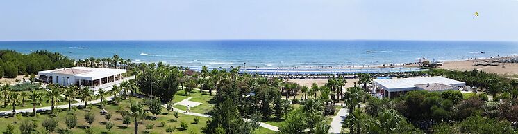 Club Grand Side Amazon Water World - All Inclusive