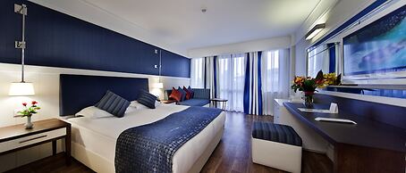 Club Grand Side Amazon Water World - All Inclusive