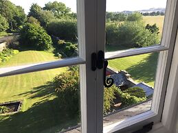 Aberllynfi Riverside Guesthouse