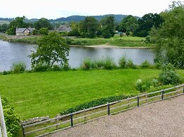 Aberllynfi Riverside Guesthouse