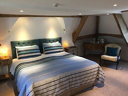 Aberllynfi Riverside Guesthouse